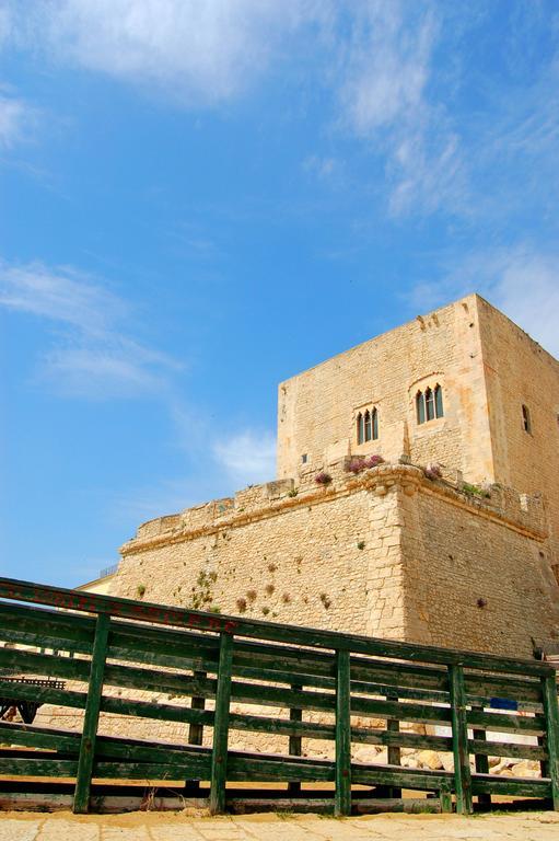 Megaron Hotel Pozzallo Exterior photo